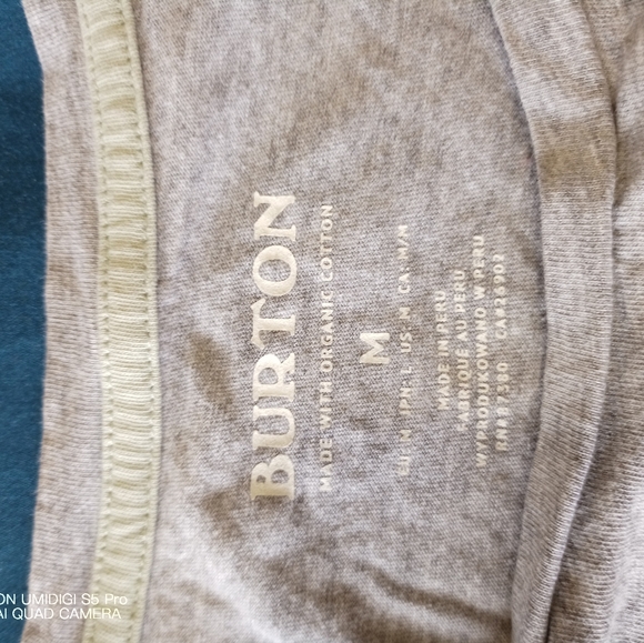 Burton t-shirt - Picture 3 of 3